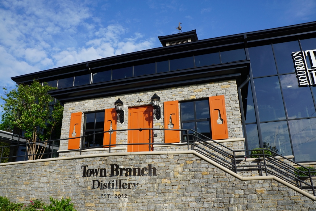 3-town-branch-distillery-1024x683