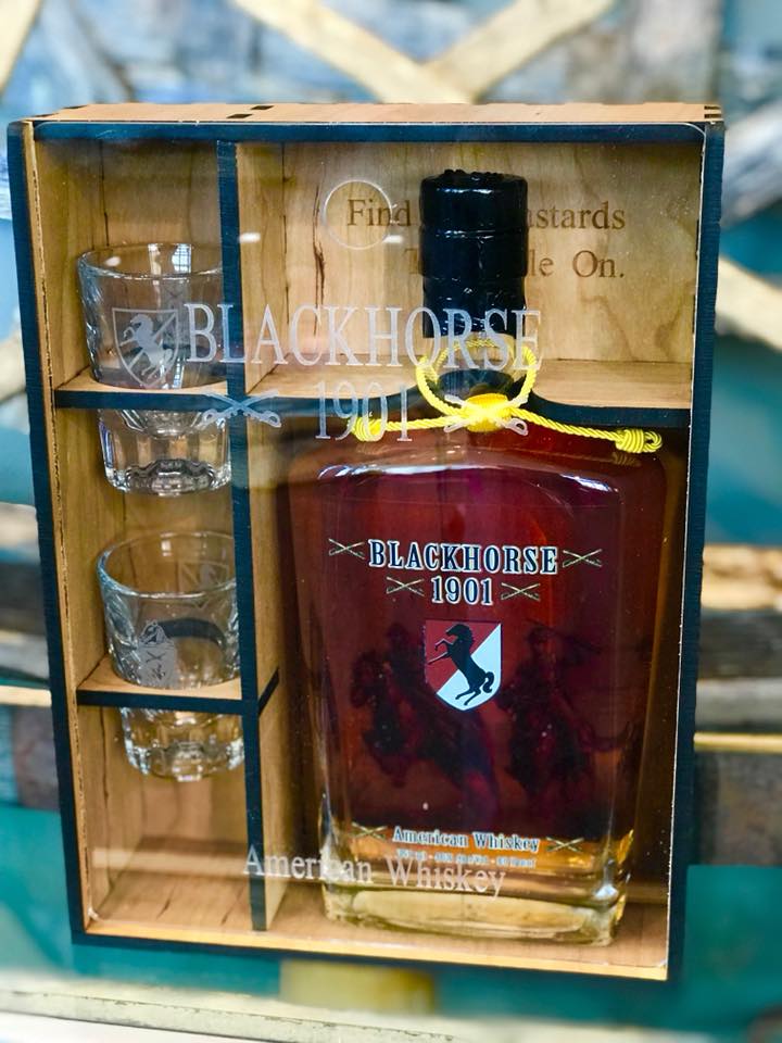 Boundary Oak Distillery - Blackhorse 1901 American Whiskey