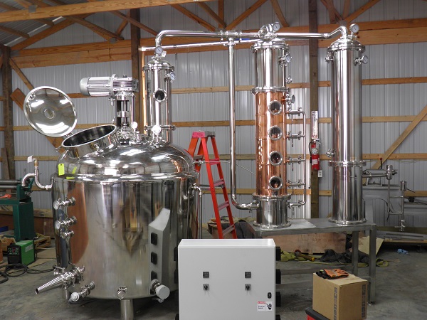 Affordable Distillery Equipment - 200 Gallon Combination Mash Tun, Stripping, Spirit Still