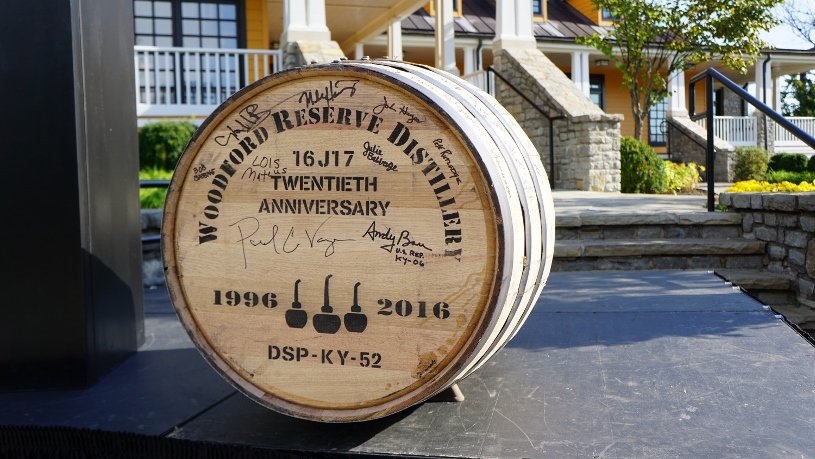 woodford-reserve-distillery-20th-anniversary-barrel-head