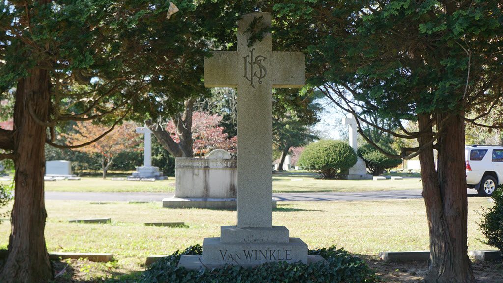 Cave Hill Cemetery - Julian Proctor (Pappy) Van Winkle