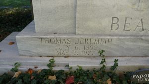 Cave Hill Cemetery - Thompson Jeremiah Beam 1899-1977