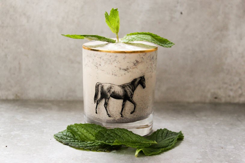 How to Make a Mint Julep Shake Cocktail