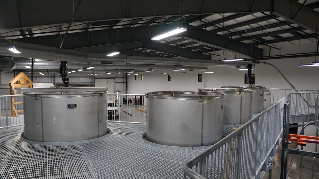 Hard Truth Distilling - Vendome 2500 Gallon Cooker-Mashtun, 2500 Gallon Fermentation Tanks and 3500 Gallon Beer Well