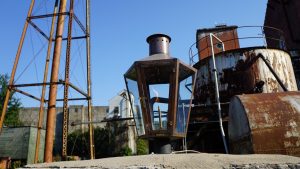 Castle & Key Distillery - Gas Fired Lamp