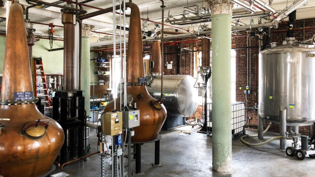 Kings County Distilling - Forsyth Stills and Vendome 1350 Gallon Submarine Style Still