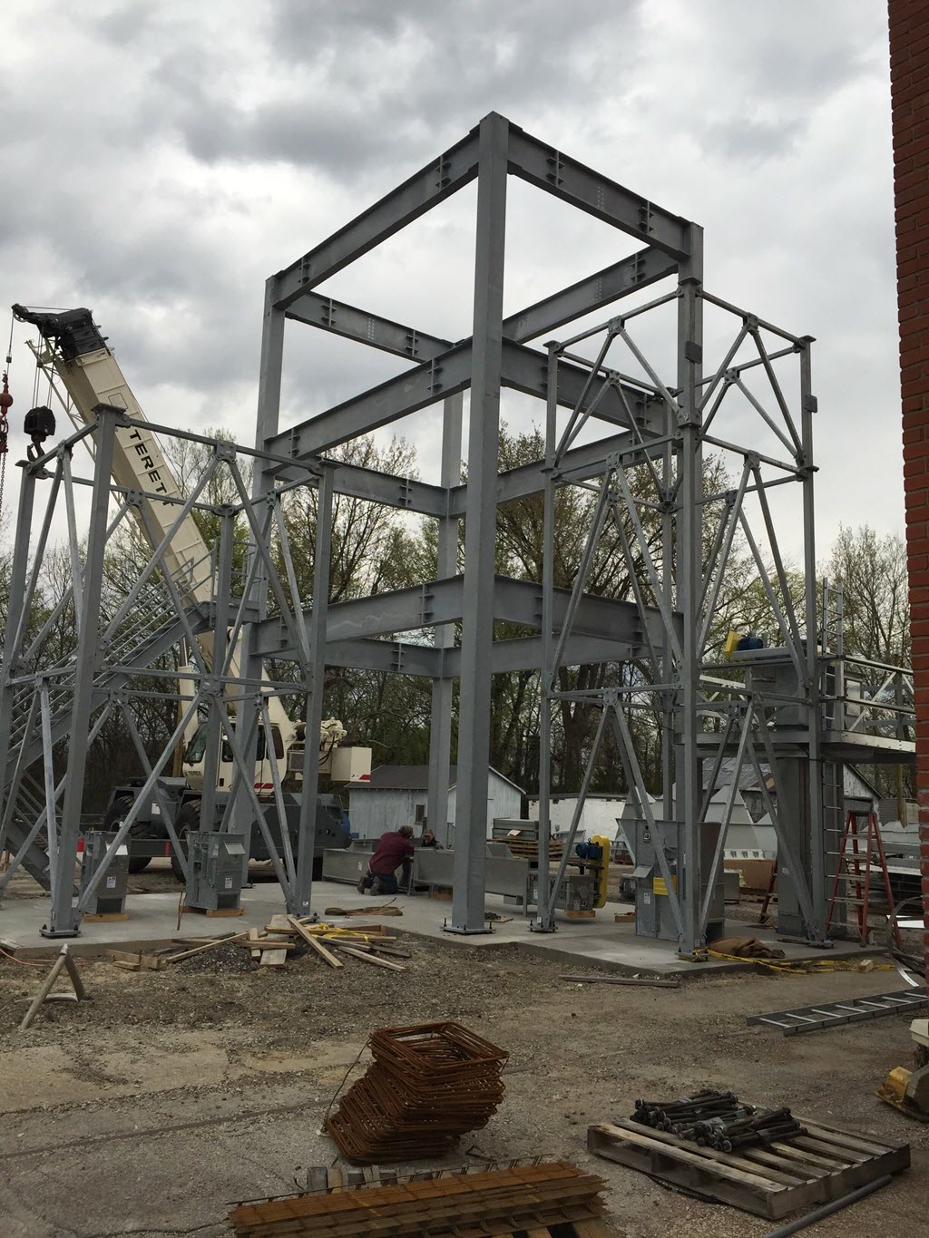 VITOK Engineering - O.Z. Tyler Distillery, New Structure for Grain Handling System