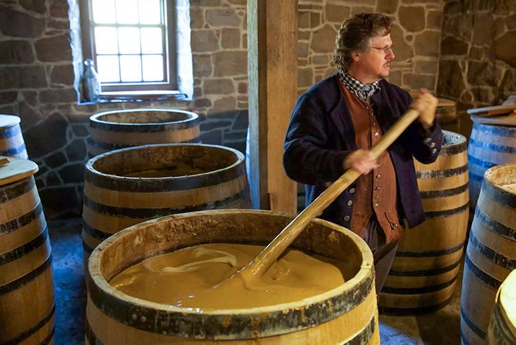 Independent Stave Company - Making Mash Tun Fermentation Barrels for the George Washington Distillery, Head Distiller Steve Bashore