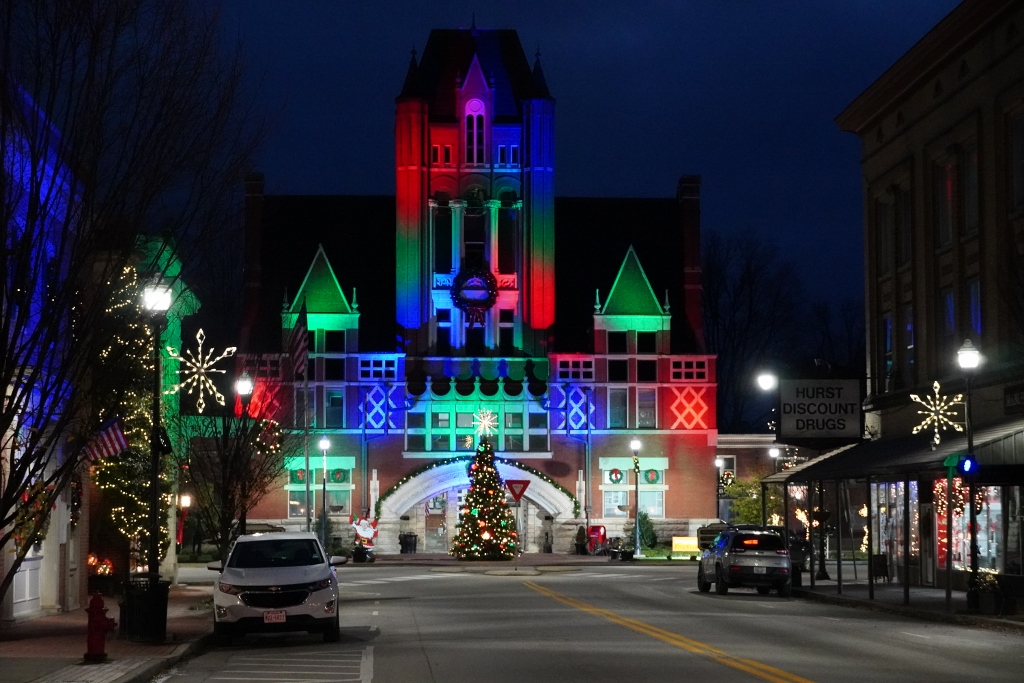 Bardstown - Christmas 'Round Bardstown, Kentucky