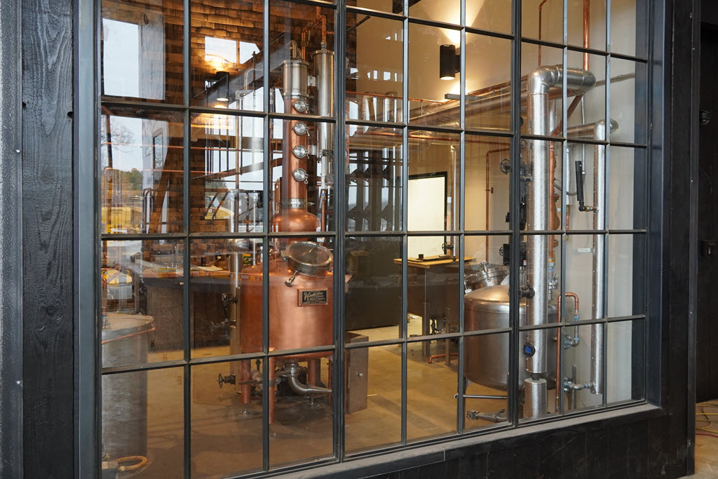 Log Still Distillery - Tasting Room with 50 Gallon Vendome Copper & Brass Works Still