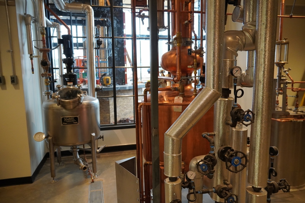 Log Still Distillery - Tasting Room with Vendome Copper & Brass Works 50 Gallon Hybrid Pot Still and Cooker