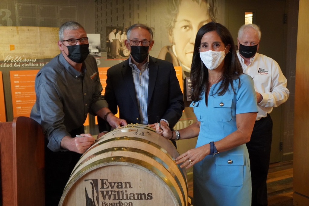 Evan Williams Bourbon Experience - Master Distiller Jodie Filiatreau, Max Shapria, Kate Shapira Latts
