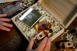 Four Roses Distillery - Four Roses Introduces 50ml Minis to Encourage Sampling and Cocktails Kit