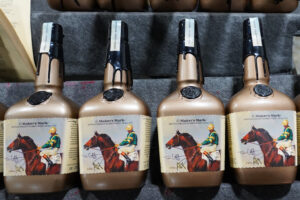 Maker's Mark Distillery - 2023 Limited Edition Keeneland Commemorative Bourbon Bottles, Black Wax