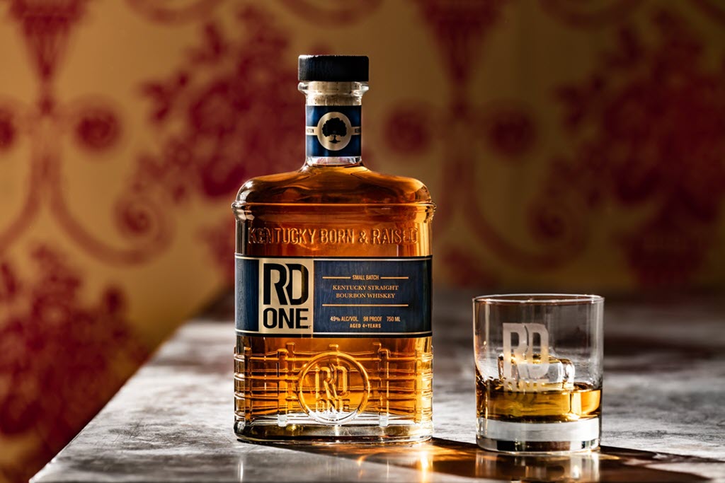 RD One Spirits - Small Batch Kentucky Straight Bourbon Whiskey Bottle