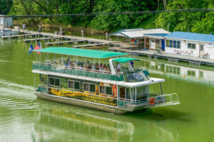 Kentucky River Tours - The Bourbon Belle Boat Takes Bourbon Fans on a Tour of the Kentucky River