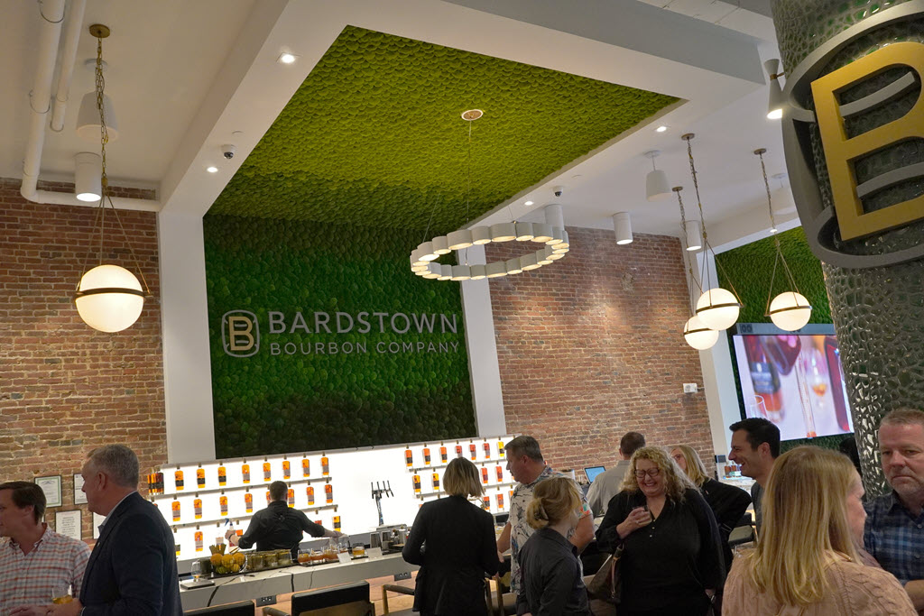 Bardstown Bourbon Co. - Louisville's Whiskey Row Homeplace Bar