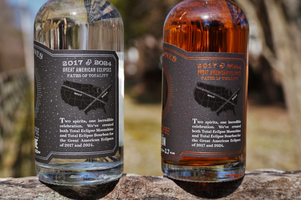 Casey Jones Distillery - Casey Jones Total Eclipse Kentucky Straight Bourbon Whiskey and Moonshine Label Back