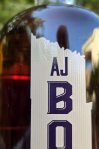 AJ Bond Distillery - AJ Bond Tennessee Whiskey, 95 Proof Bottle with Silhouette of Allisa Henley and John Lunn on Label